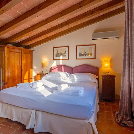 Le Piazzole Collection Apartment *